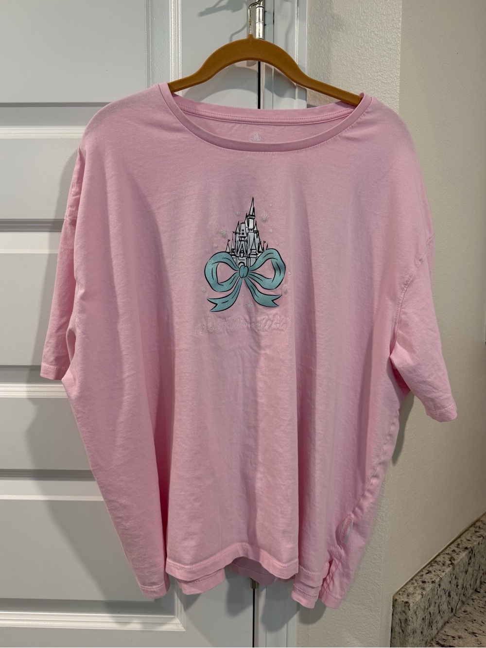 Walt Disney World Merchandise Pink Castle Short-Sleeve Women’s Top